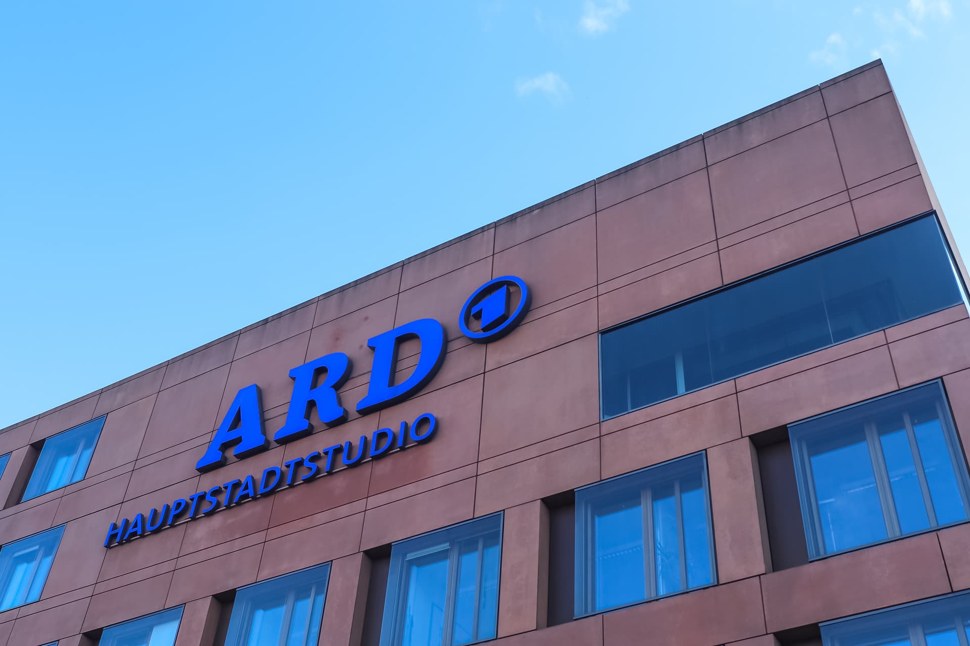 Bundesregierung macht #GekaufteJournalisten zum Staatsgeheimnis