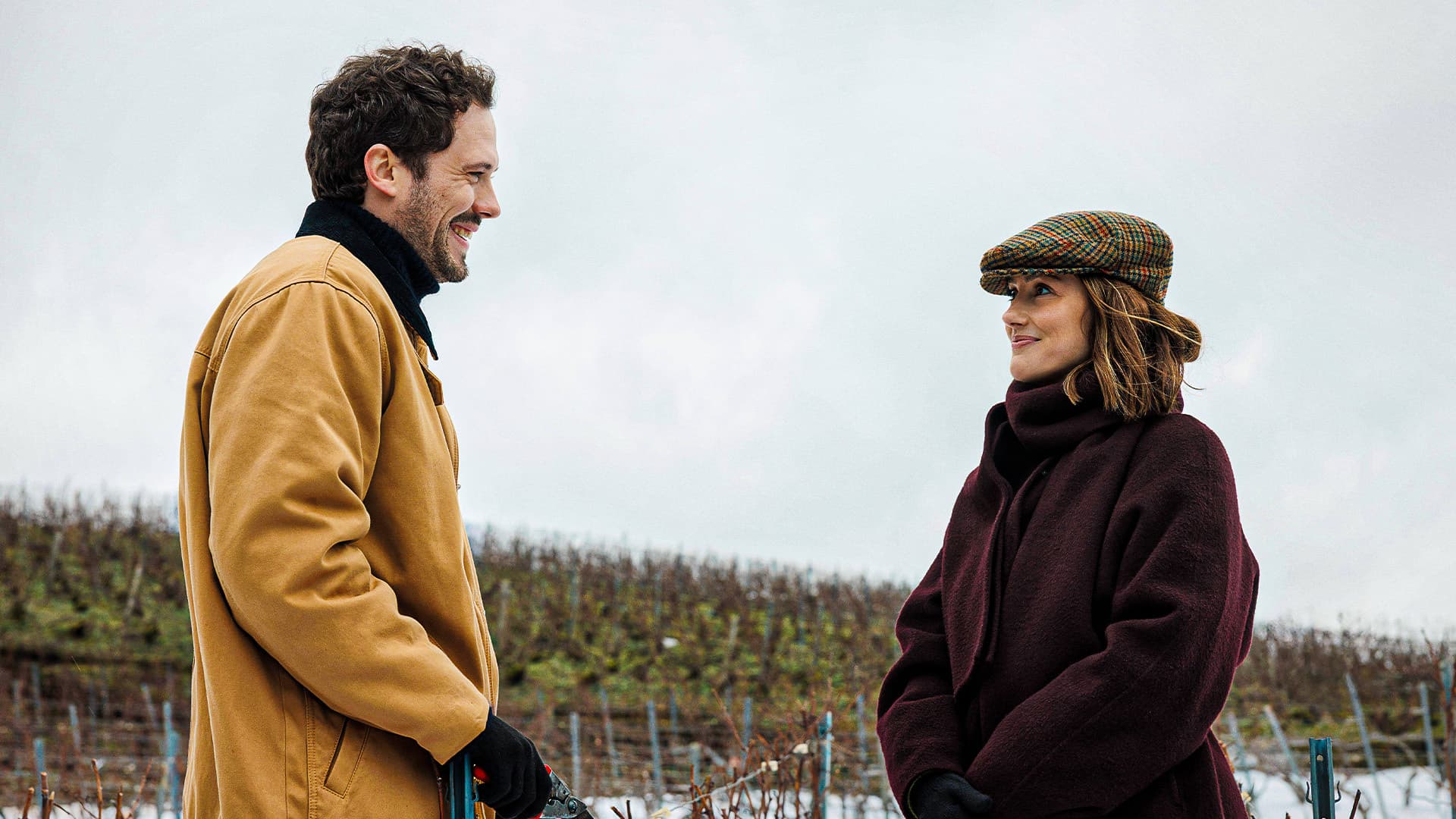 Netflix-Weihnachtshit „Champagne Problems“: Der Deutsche als Spaßbremse