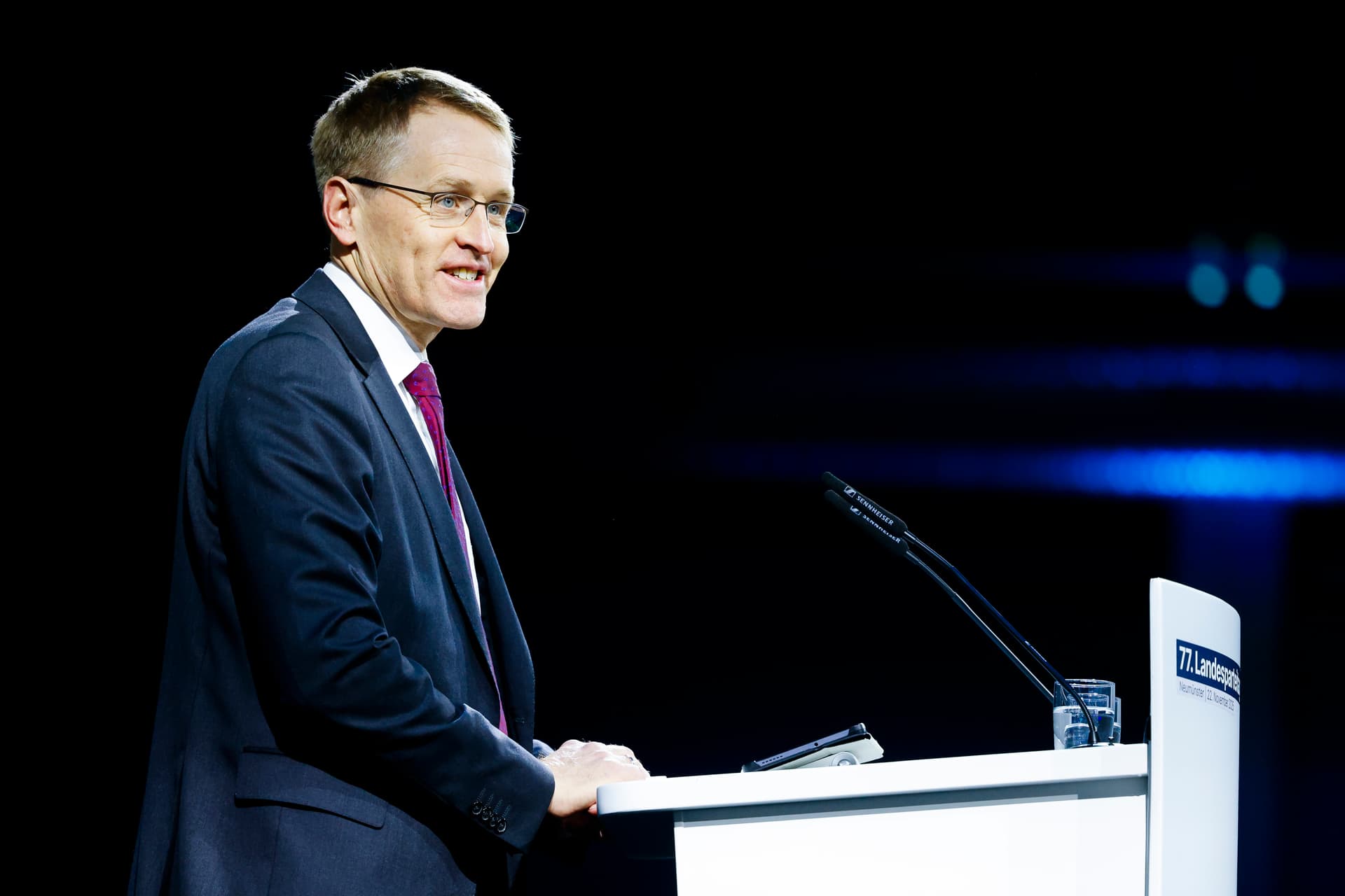 Streit in der Union über Abschiebungen nach Syrien: CDU-Ministerpräsident Günther stärkt Außenminister Wadephul den Rücken