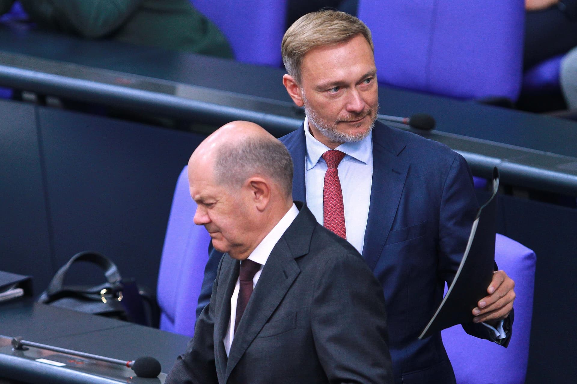 Täuschen, tricksen, Verfassung brechen: Das Milliarden-Loch, das sie „Haushalt“ nennen