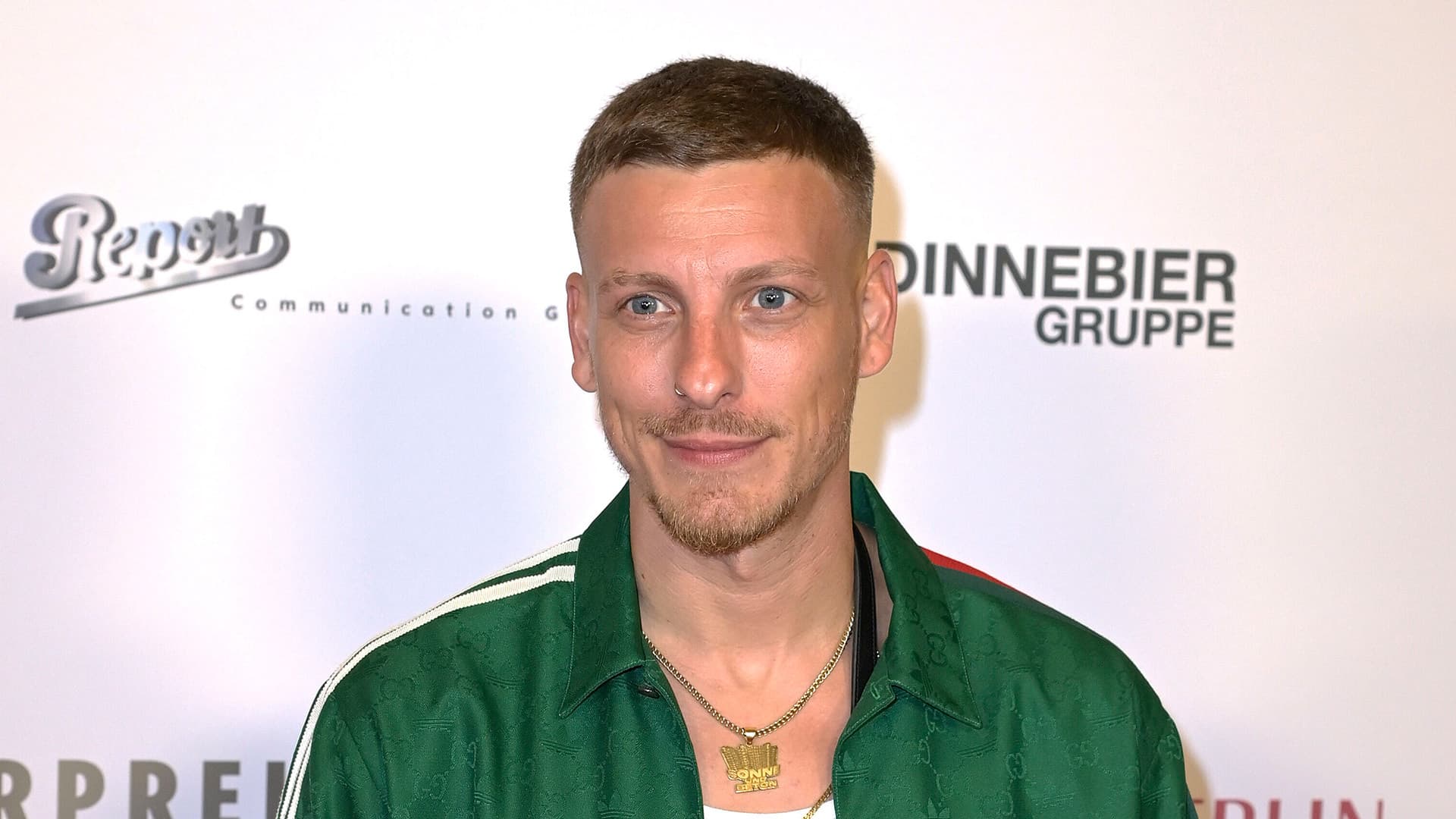 Comedian Felix Lobrecht: „Linke Demos sehen so aus, wie Nazis sich Deutschland wünschen”