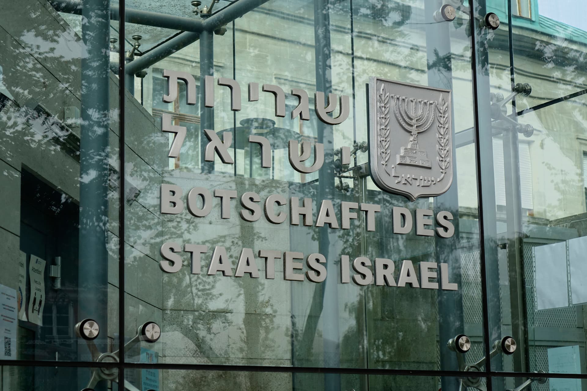 BKA verhindert Attenat im Namen des IS: Libyer (28) soll Anschlag auf israelische Botschaft in Berlin geplant haben
