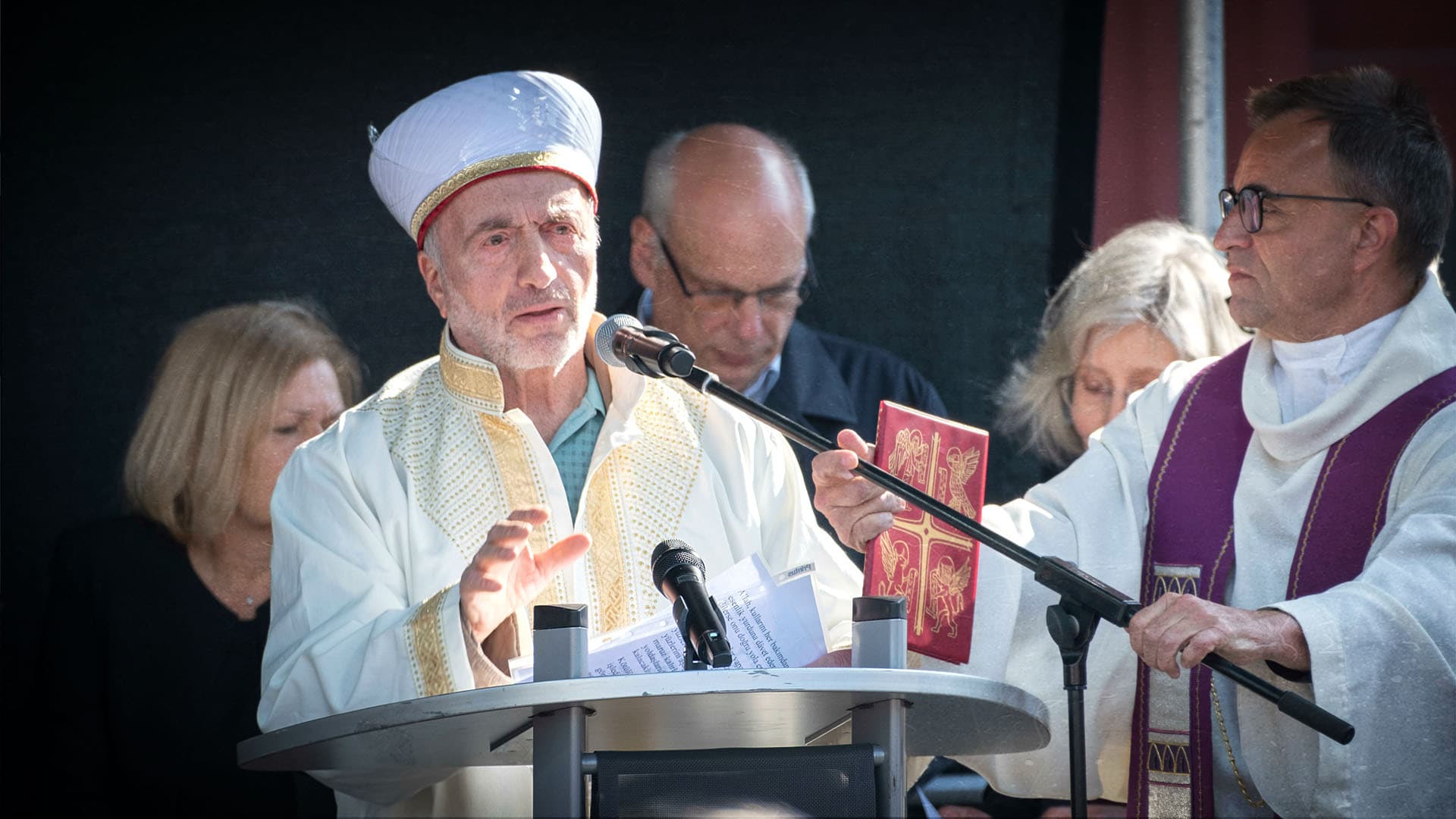 Imam aus Ditib-Moschee predigt auf Trauerfeier für ermordeten Polizisten Rouven L.
