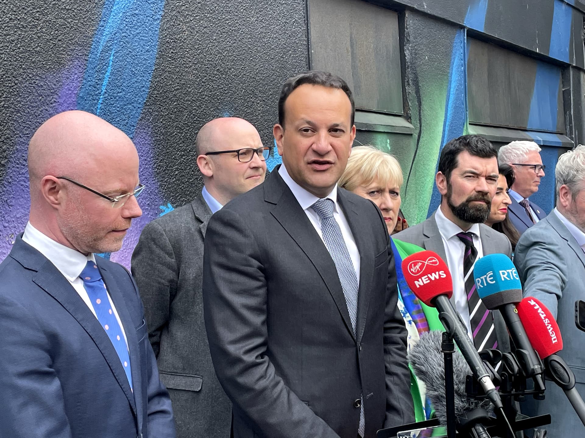 Keine Betten mehr: Hunderte Migranten leben in Irland auf der Straße