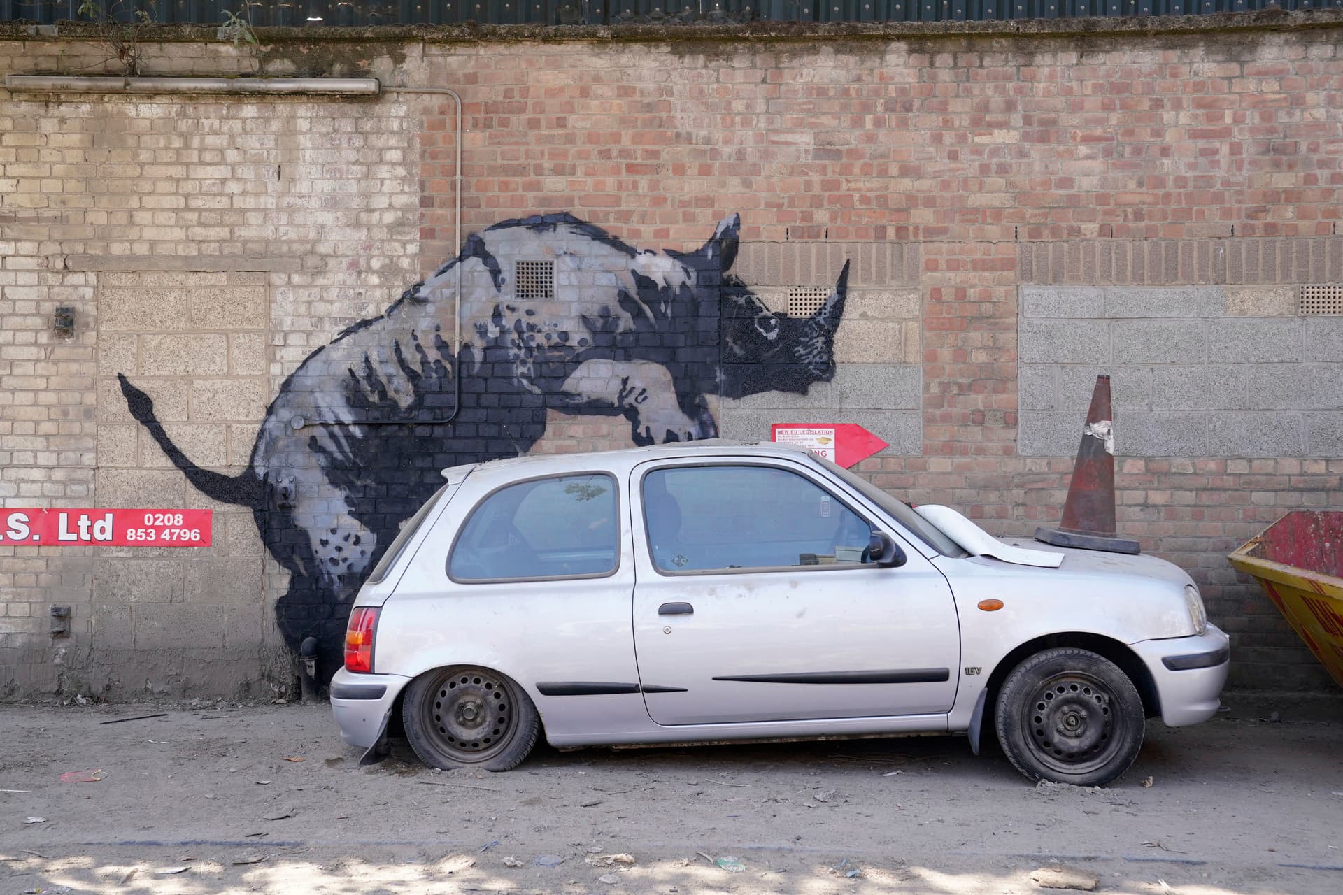 Nach Fischen taucht Nashorn auf: Neues Banksy-Werk in London entdeckt