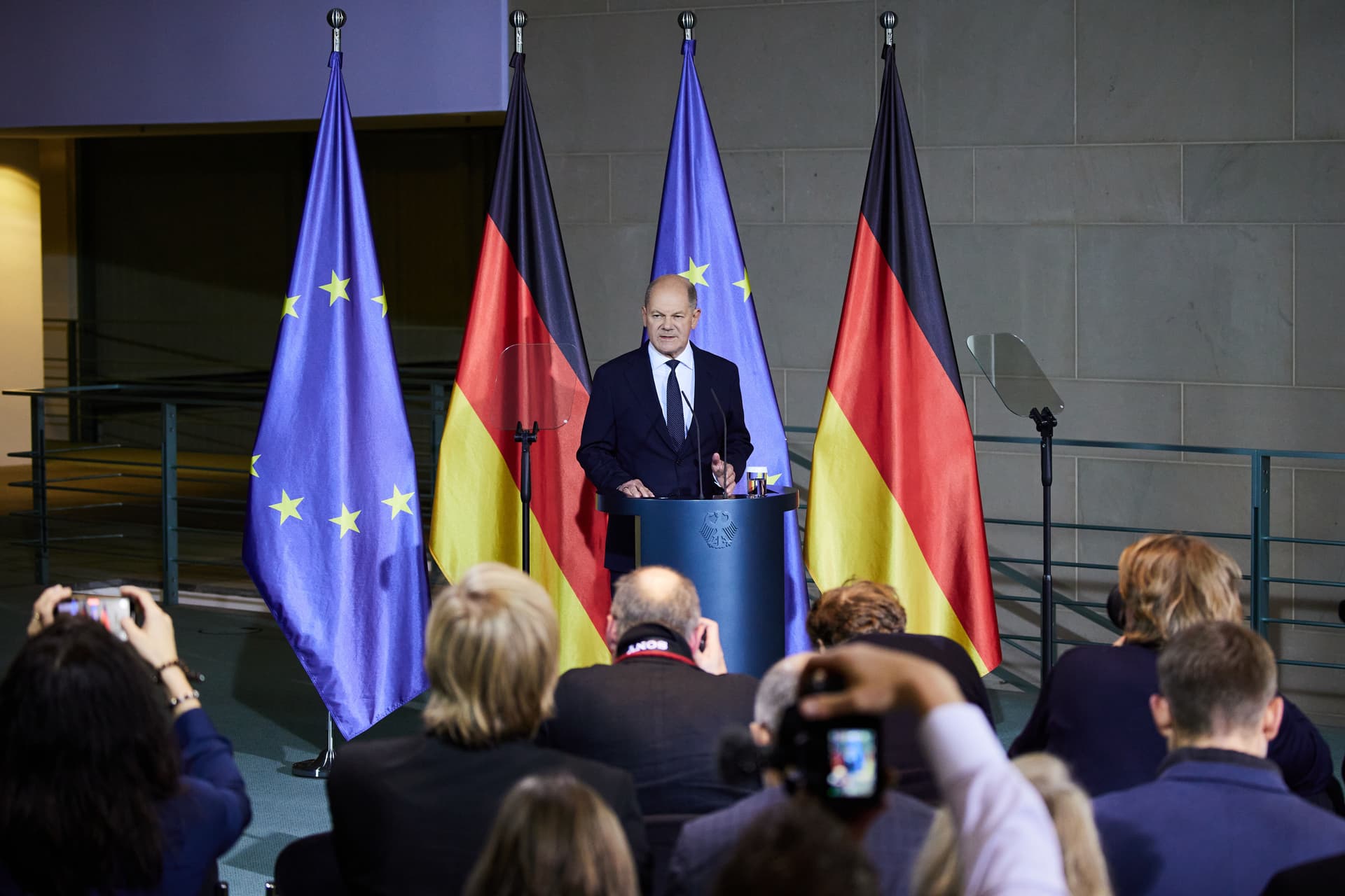 Scholz kündigt Vertrauensfrage und Neuwahlen an!