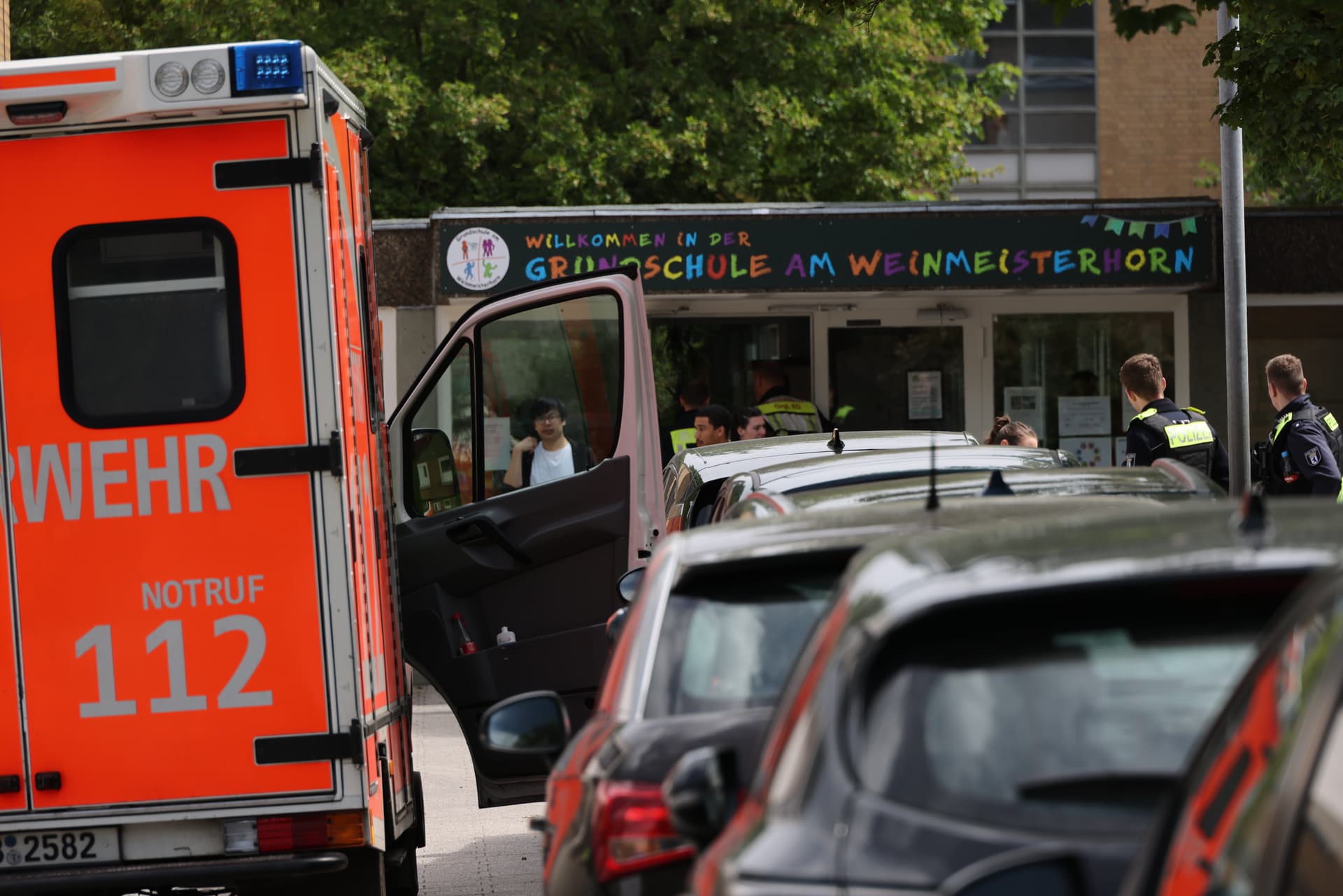 Bluttat an Grundschule: Arabischer Junge (13) sticht Mitschüler (12) nieder – Not-OP!