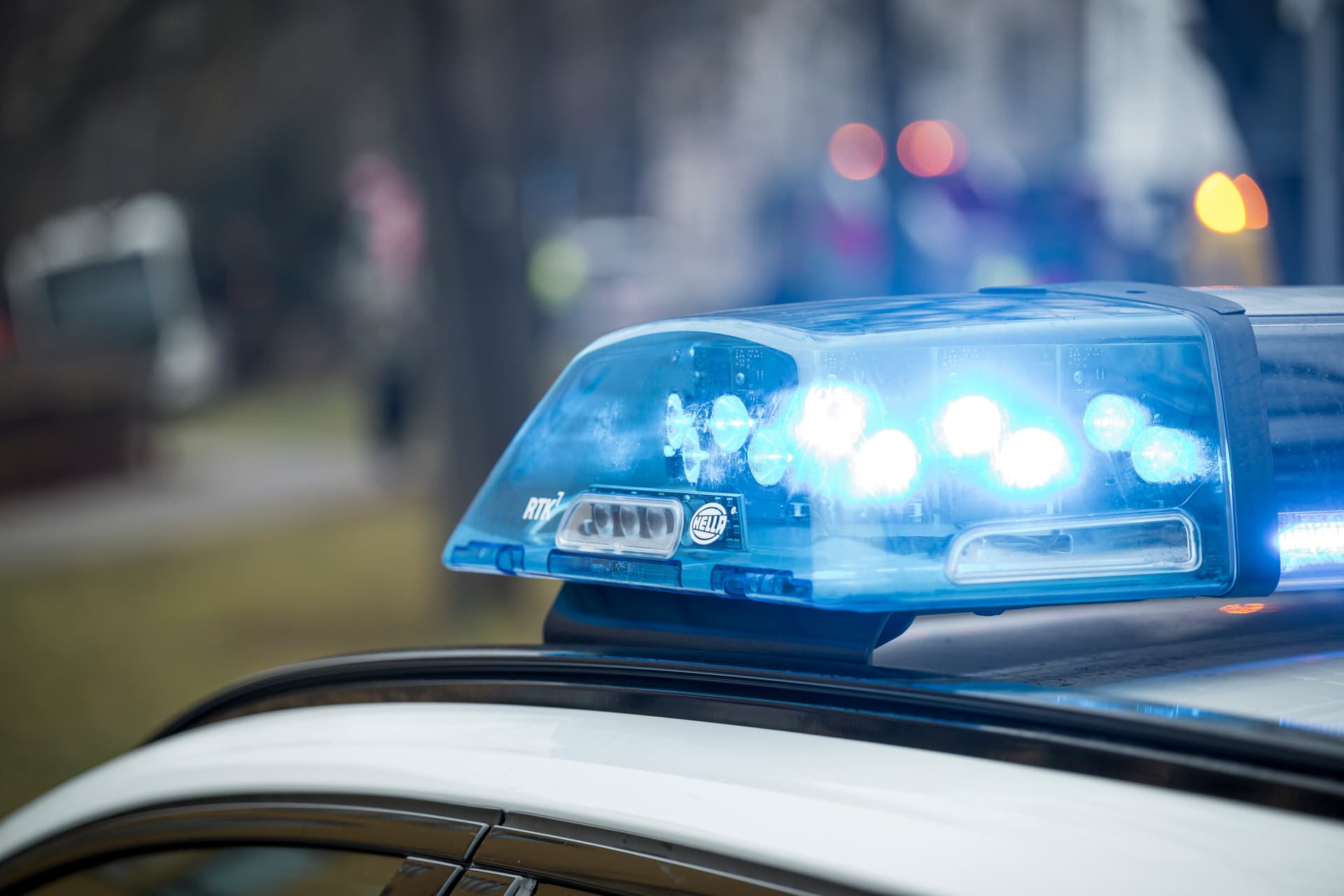 Verfolgungsfahrt: Autofahrer durchbricht deutschen Grenzübergang