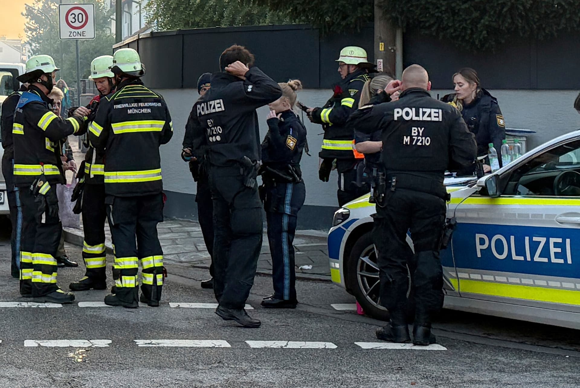 Explosionen und Feuer in München! Ein Toter, Polizei im Großeinsatz