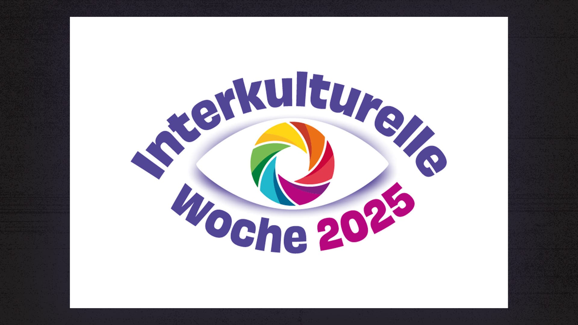 Lach-Yoga, Islamisten und „Gegen-Rechts“-Workshops: Das sind die verrückten Interkulturellen Wochen 2025