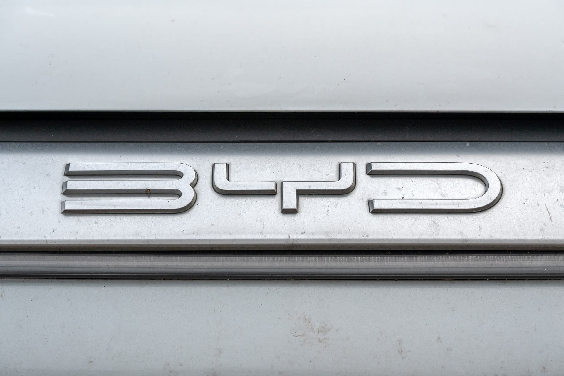 Gewerkschaft empört: Deutsche Bahn kauft Elektrobus-Flotte in China