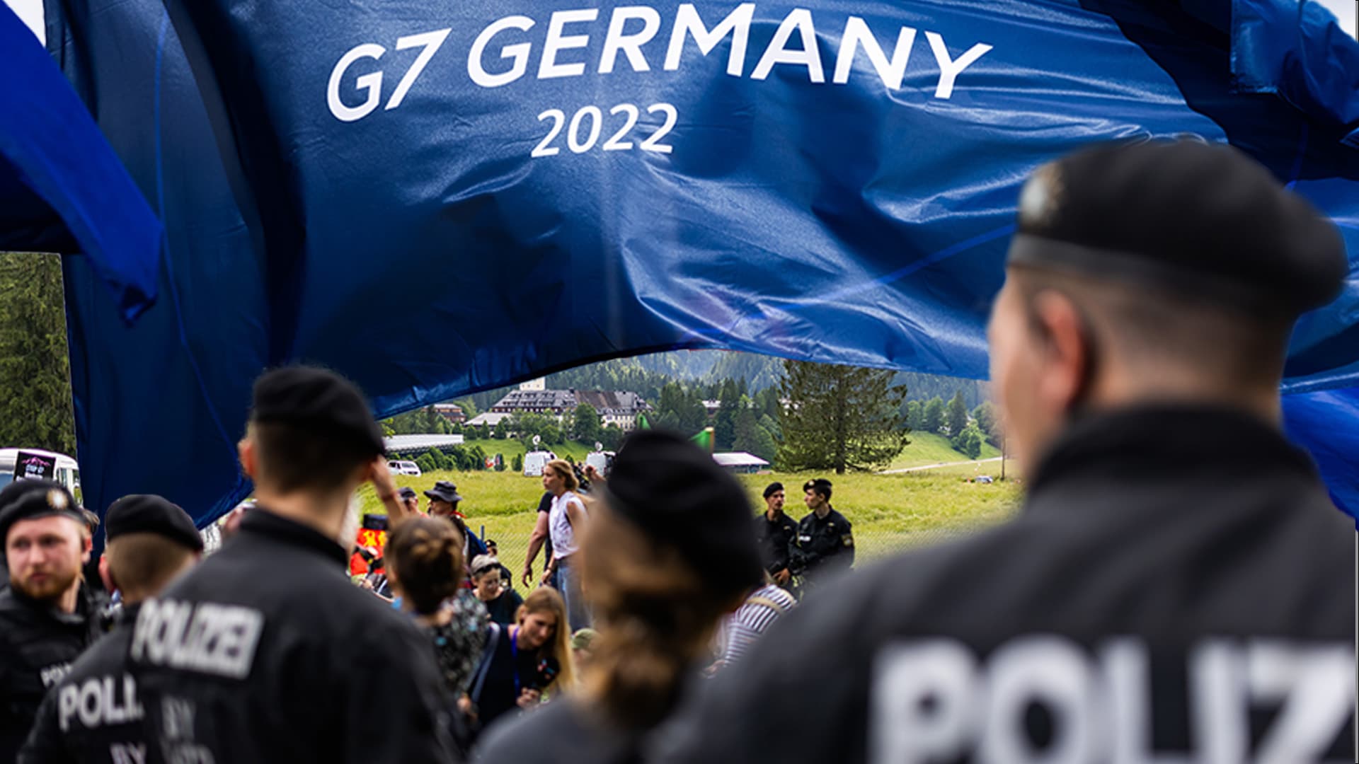 Warum werden unsere Grenzen nicht so beschützt wie unsere Spitzenpolitiker?