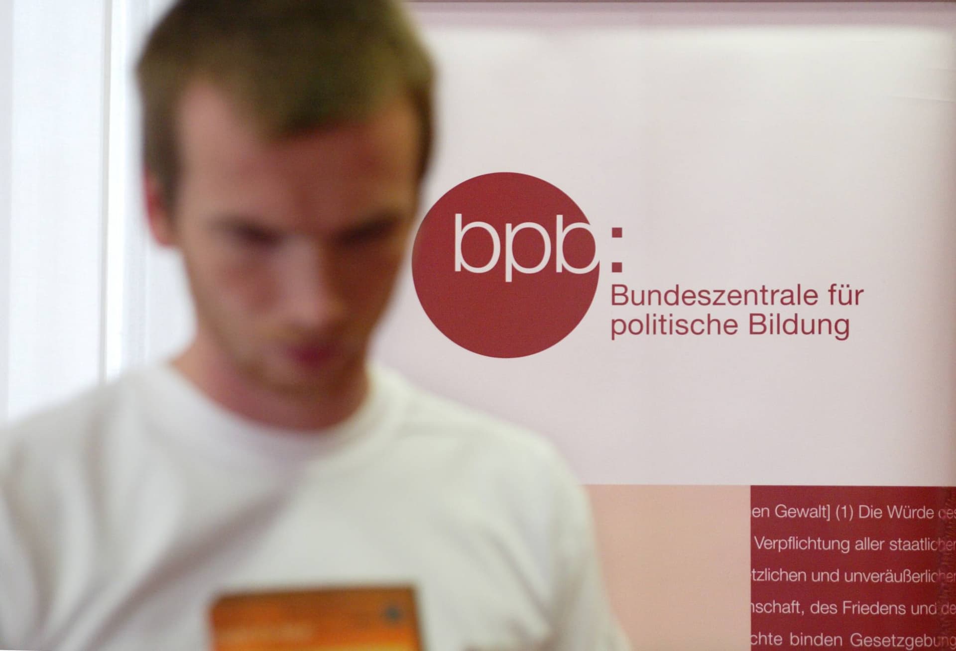 Hier wird zu Recht gekürzt: Die BPB ist eine Ideologie-Behörde!