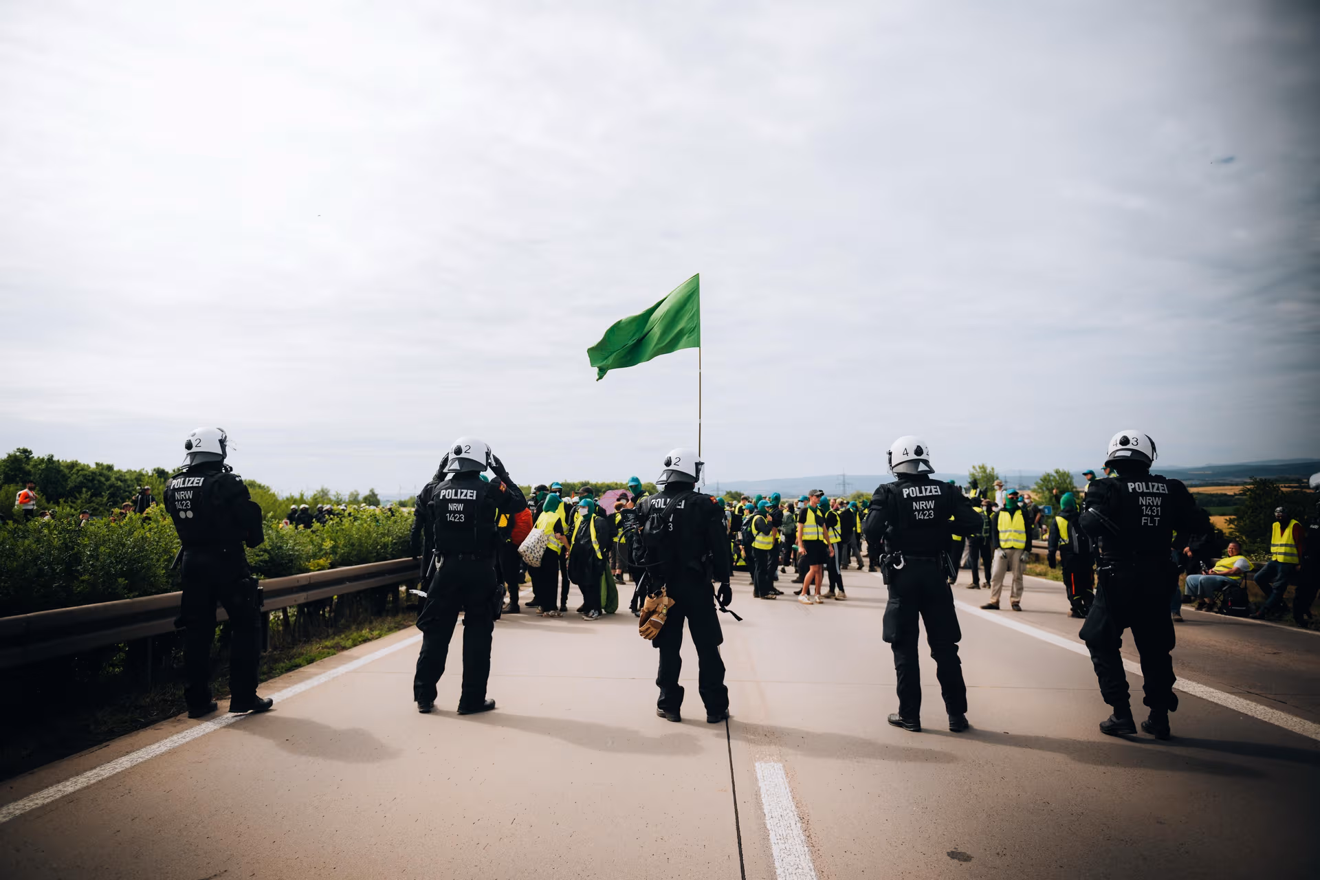 Der verschlafene Widerstand: „Richtig scheiße, die haben diesmal mitten in der Nacht angefangen“