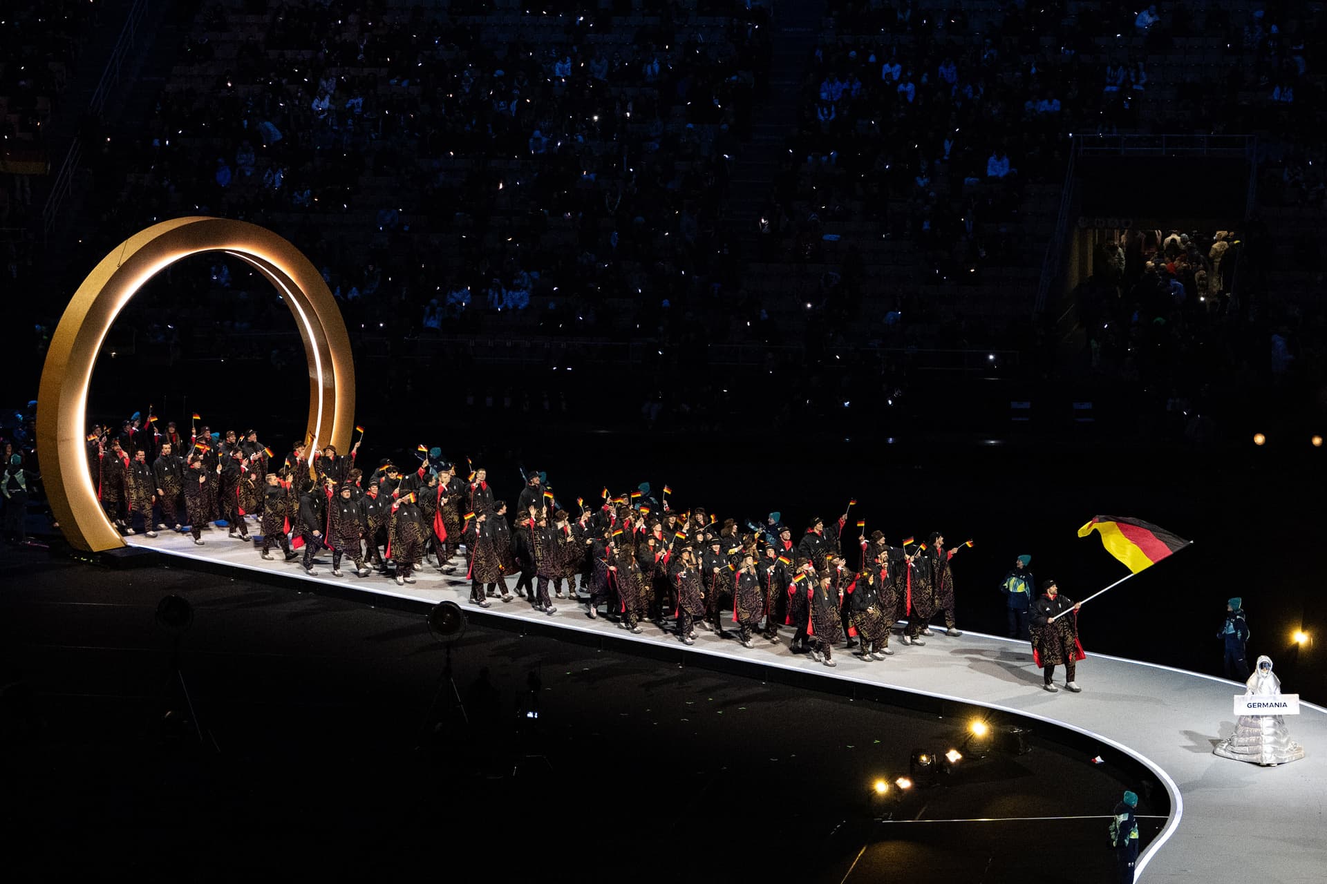 Die schönsten Team-Outfits bei Olympia: Nur Deutschland kommt im Angler-Look