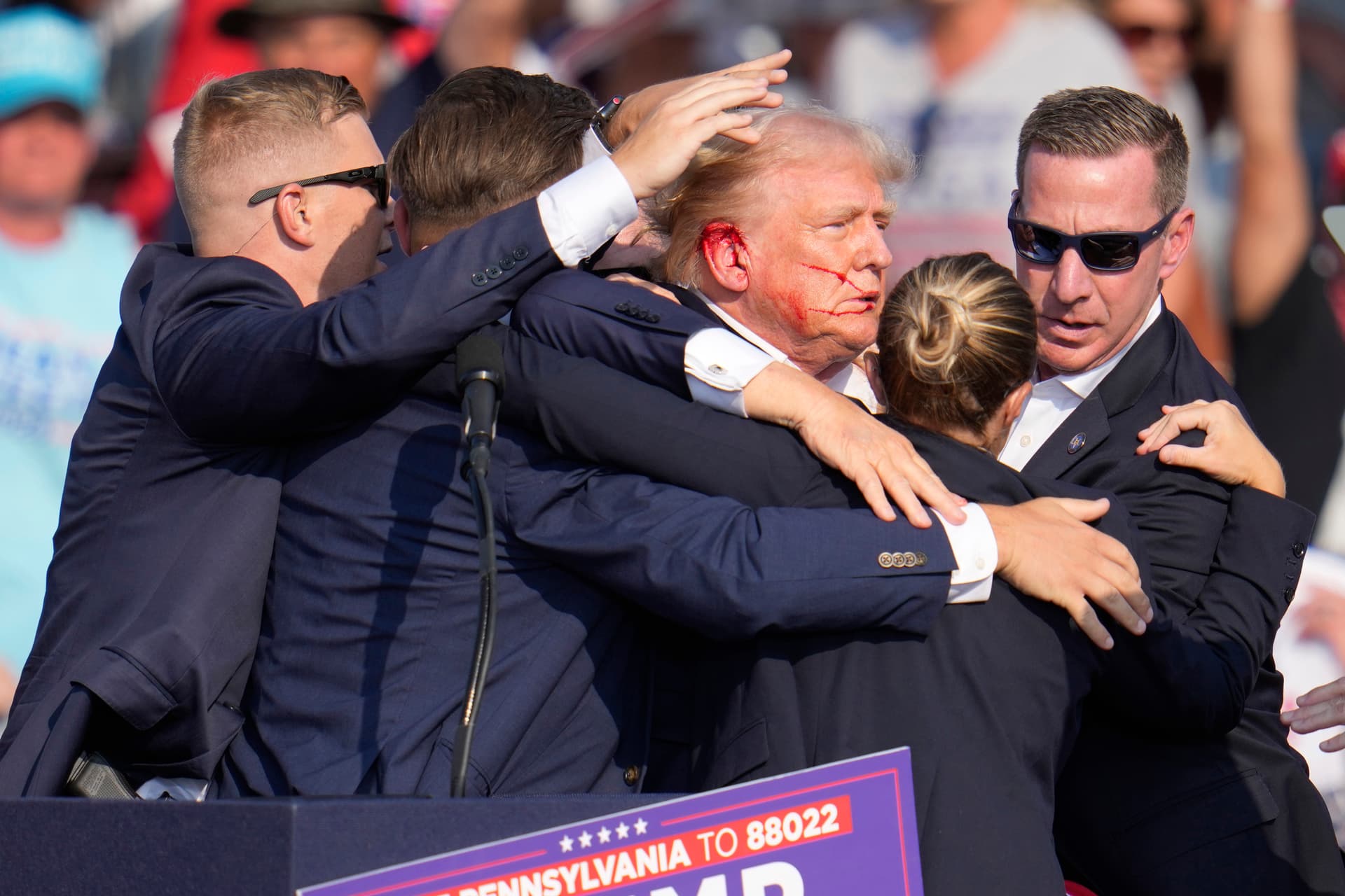 Ein Drittel der Demokraten wünscht sich, Attentäter hätte Trump getötet