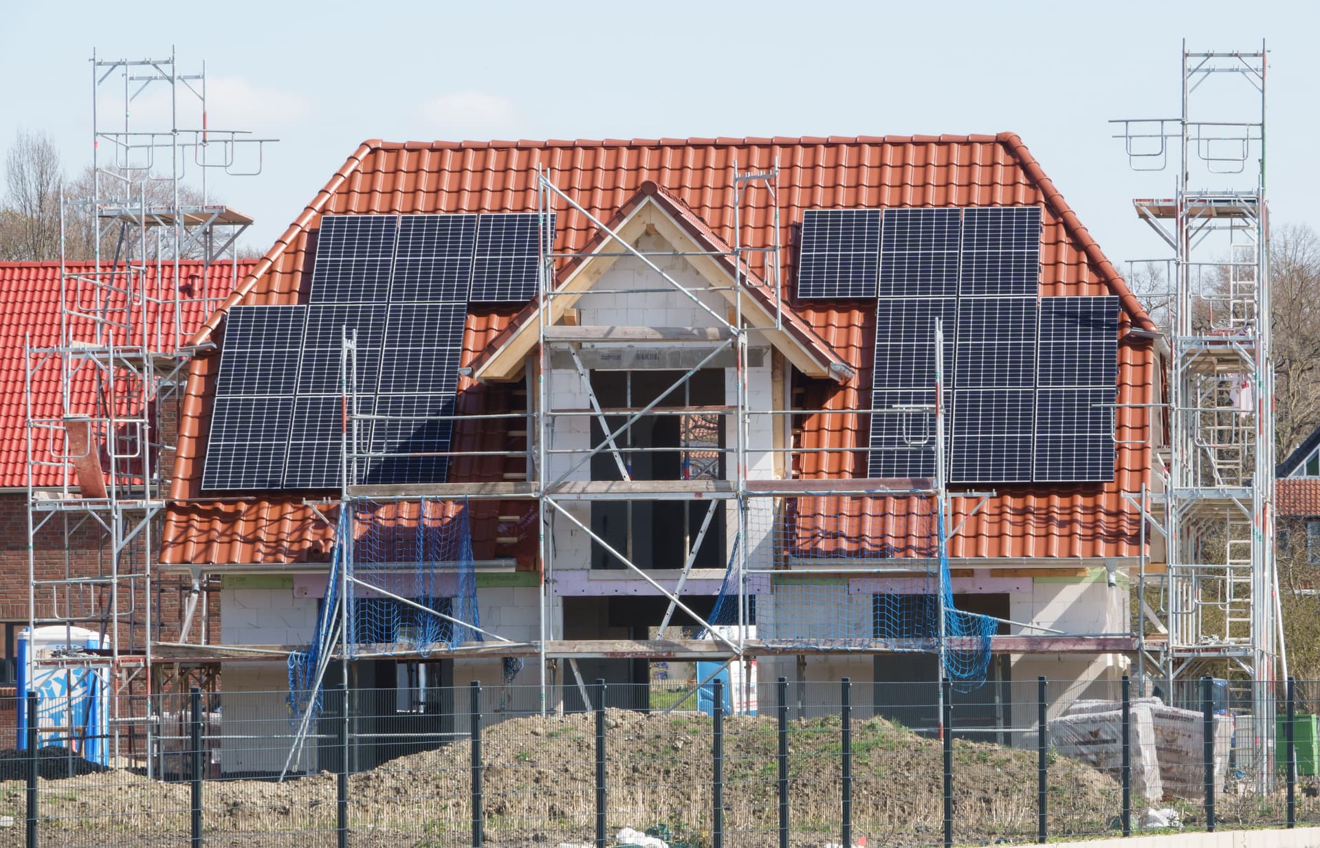 Versprochene Förderung aussichtslos: Habecks Solar-Förderung bleibt vielen verwehrt