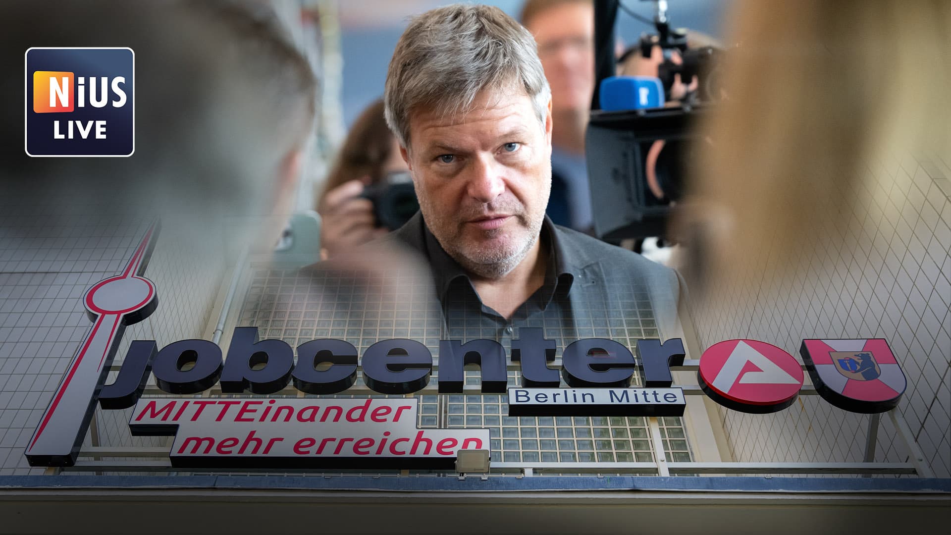 1000 Euro „Arsch-hoch-Prämie“: „Es ist der blanke Hohn!“