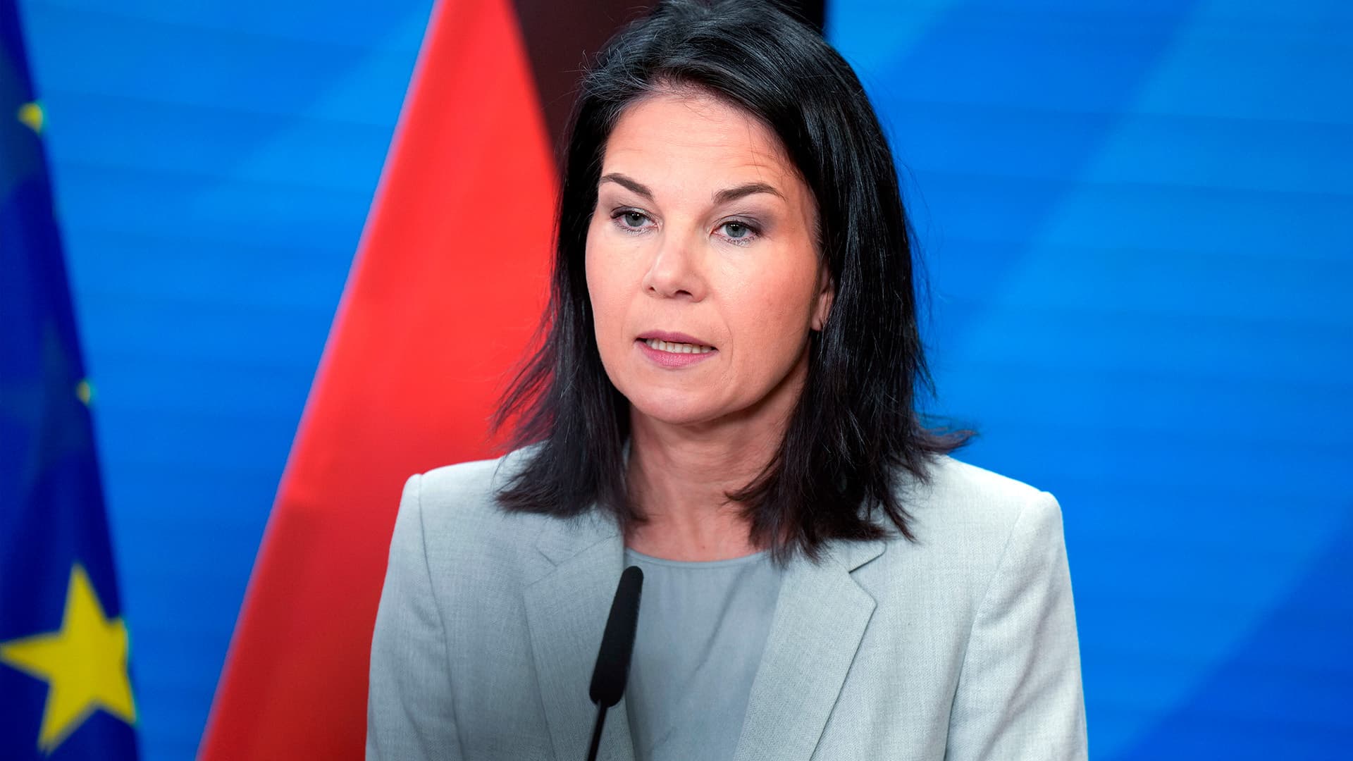 „Ich komme aus dem Völkerrecht“ – Wie Annalena Baerbock die Bevölkerung in die Irre geführt hat