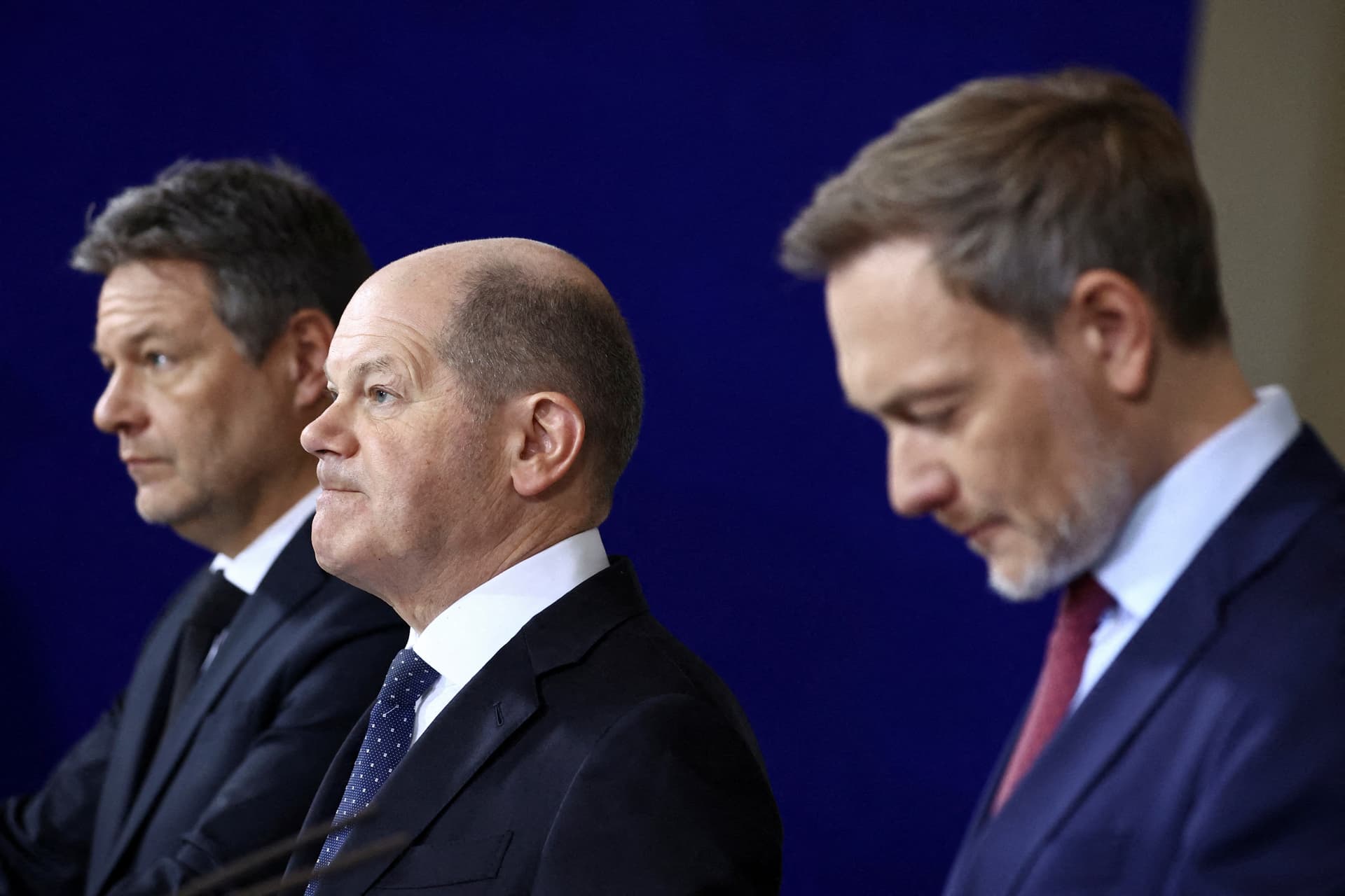 Ampel droht der Ost-Knockout: Umfrage sieht SPD bei 3 Prozent & FDP bei 1 Prozent