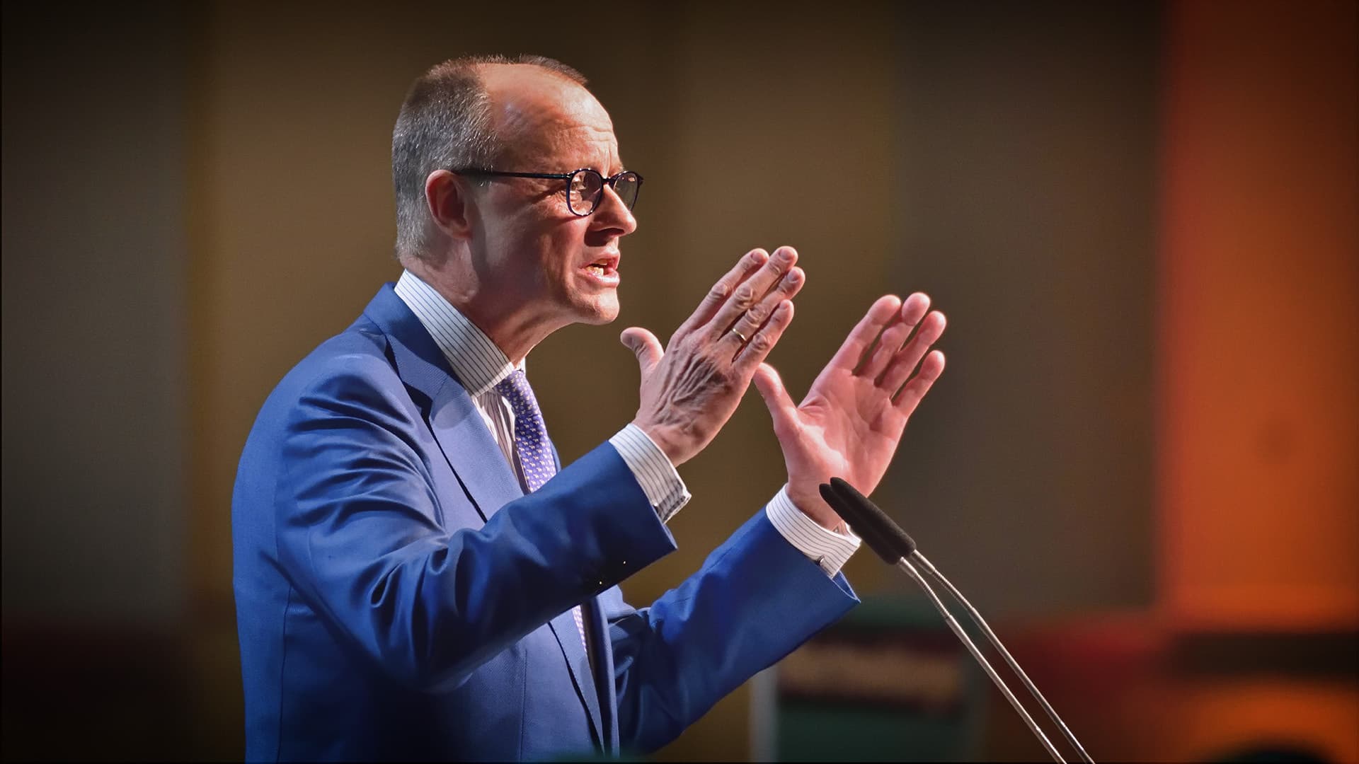 Merz will Flüchtlingszahlen auf unter 100.000 pro Jahr senken