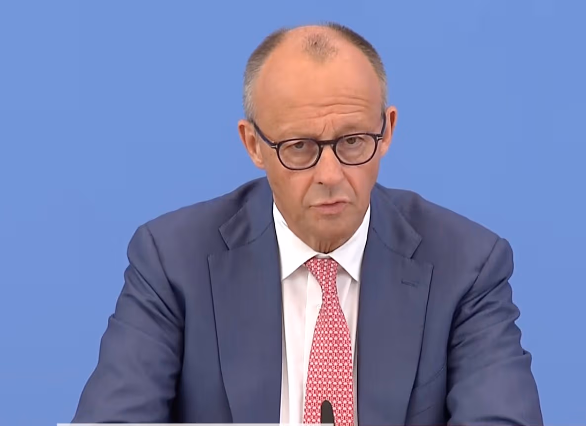 Bundespressekonferenz: NIUS fragt nach dem Wegner-Telefonat – Merz mauert