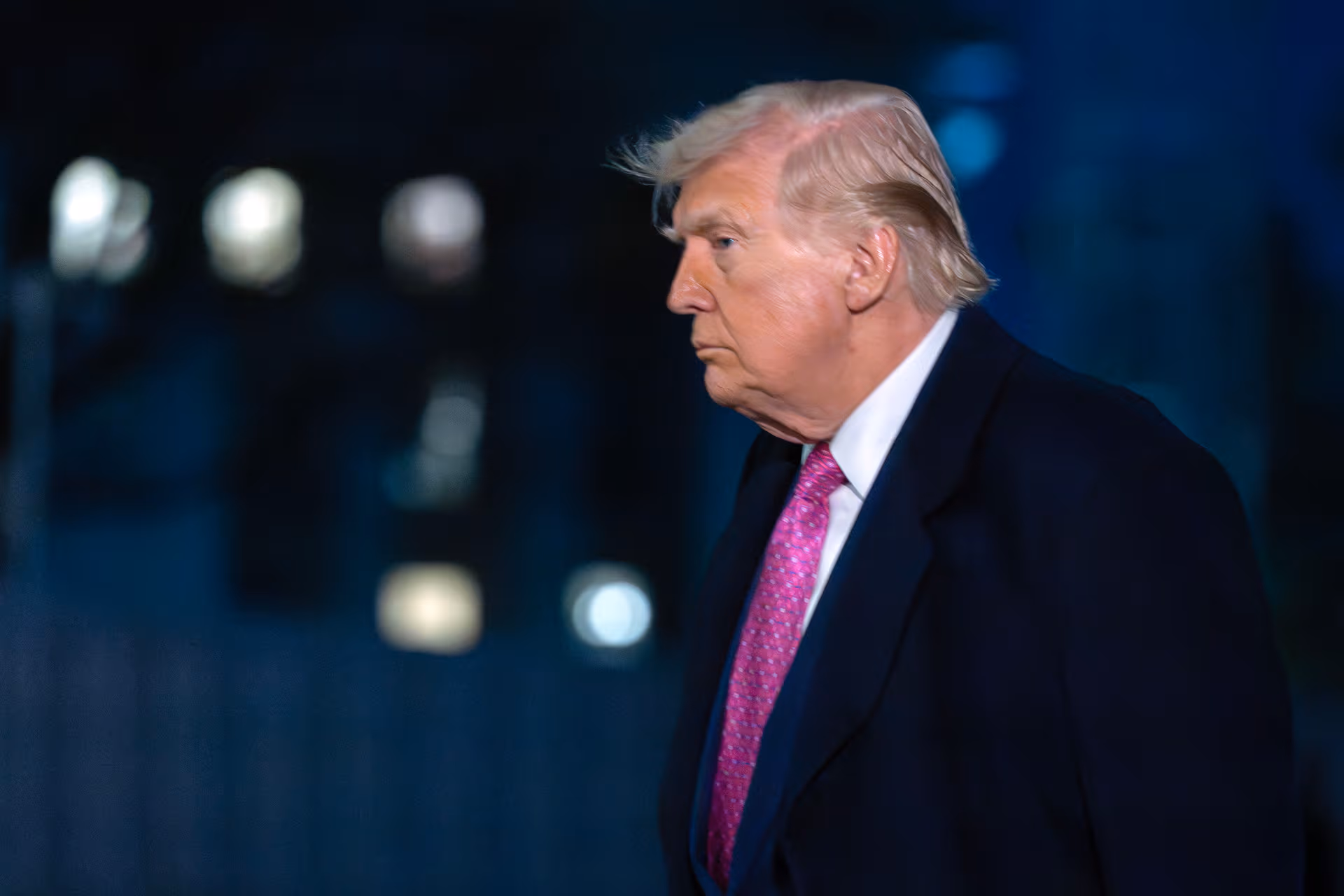 Trump droht dem Iran erneut mit Zerstörung von kritischer Infrastruktur