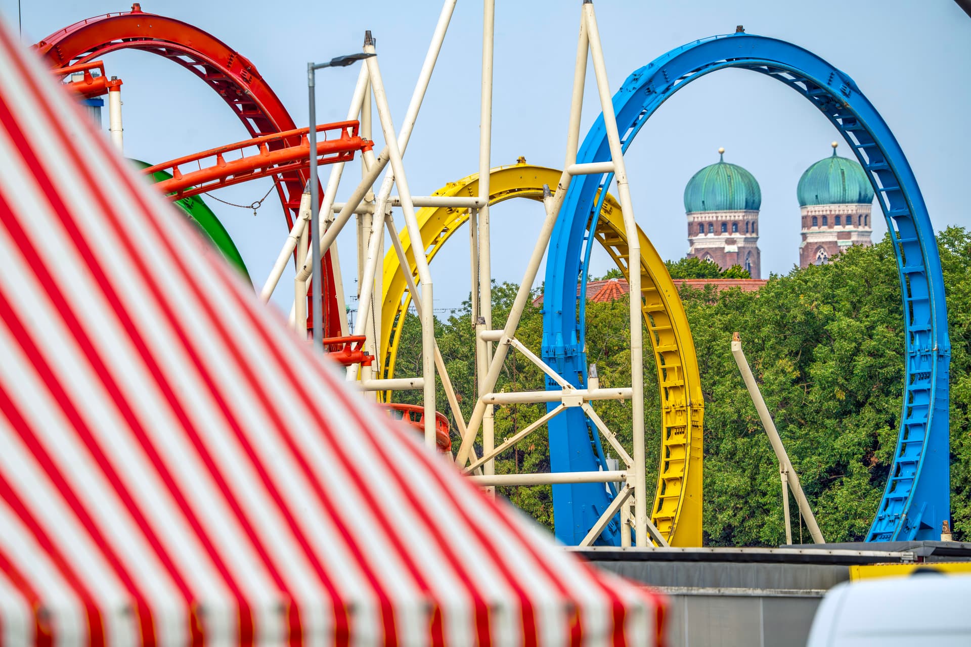 Furchtbarer Unfall in München: Arbeiter (20) stirbt bei Testfahrt auf dem Oktoberfest-Gelände