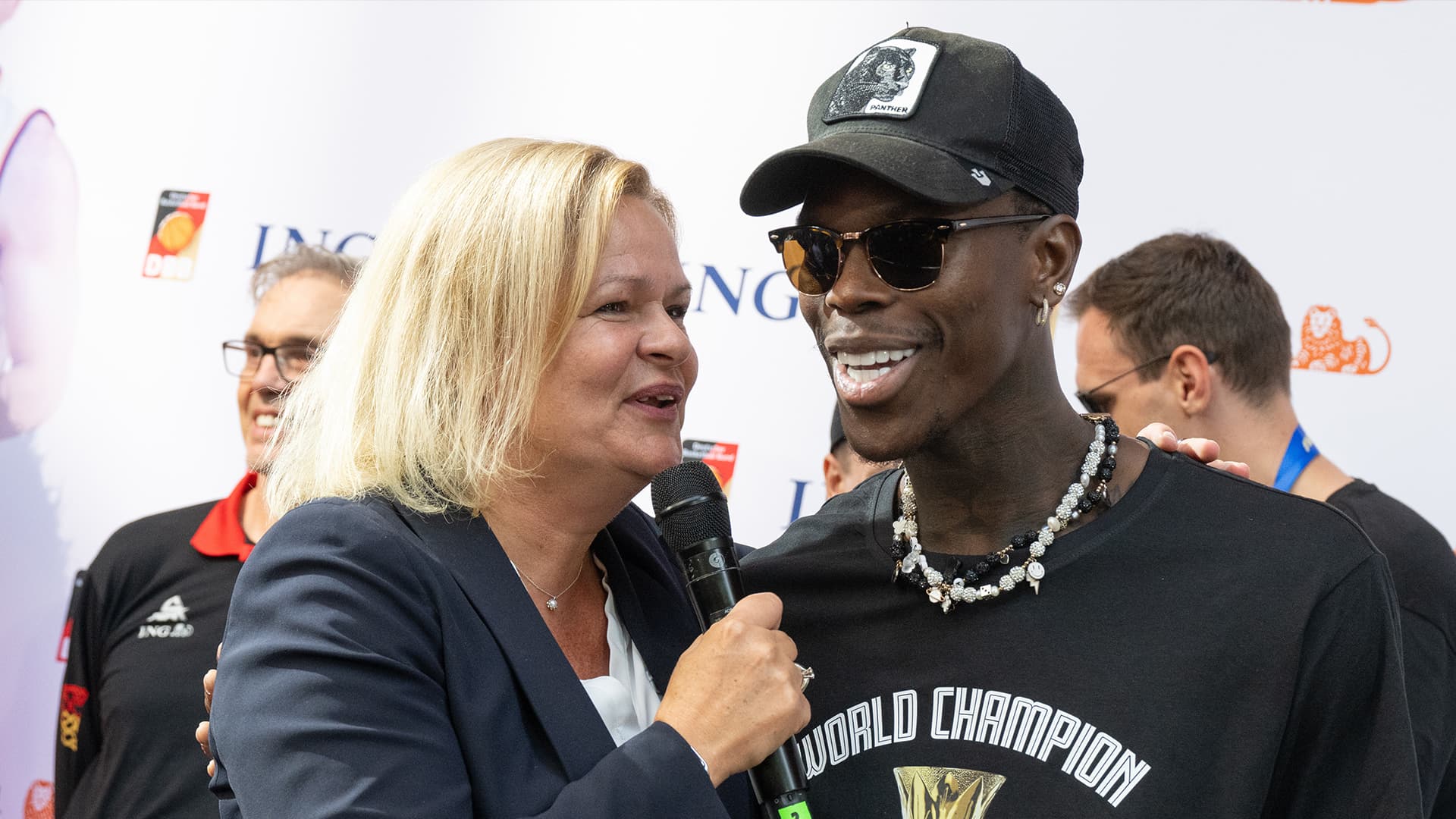 Der Star ist ungeimpft, der Sport ungefördert: Faesers Scheinheiligkeit und Dennis Schröders Erfolg