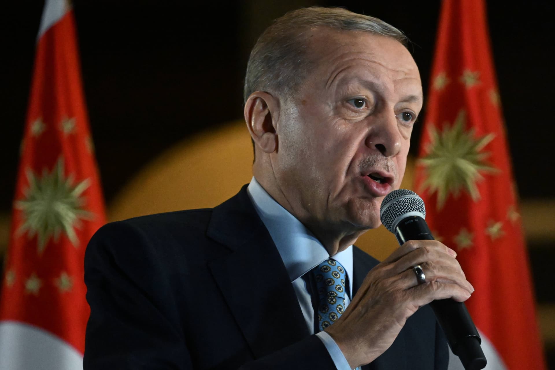 Wahlbeobachter: Erdogan hatte „ungerechtfertigte Vorteile“