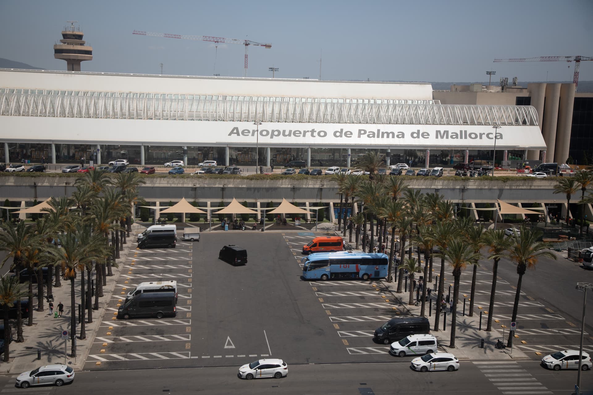 18 Verletzte bei Brand einer Ryanair-Maschine auf dem Flughafen in Palma de Mallorca