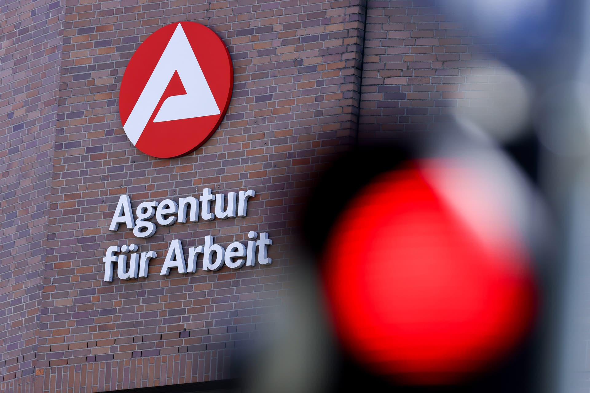 „Arsch-hoch-Prämie“: 1000 Euro für Bürgergeldempfänger, wenn sie ein Jahr lang arbeiten